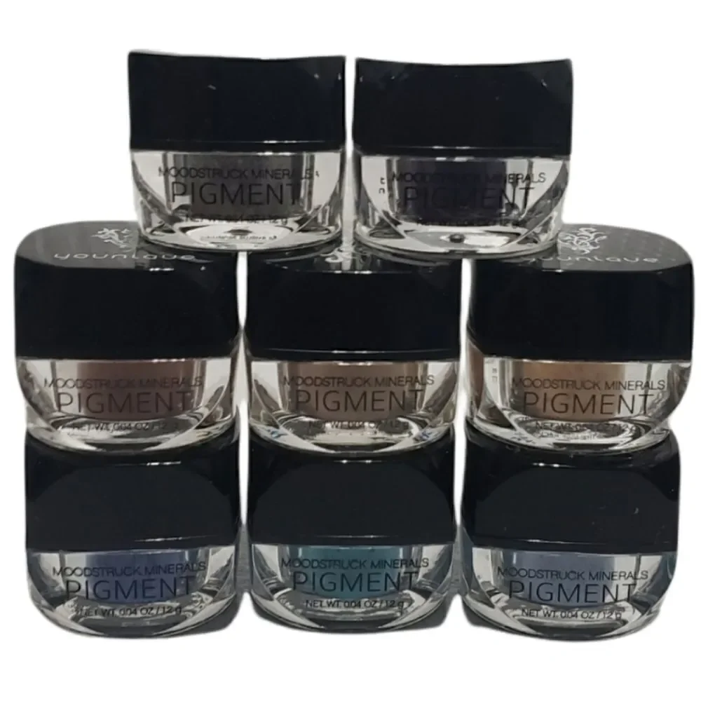 Younique mineral loose eyeshadow pigments